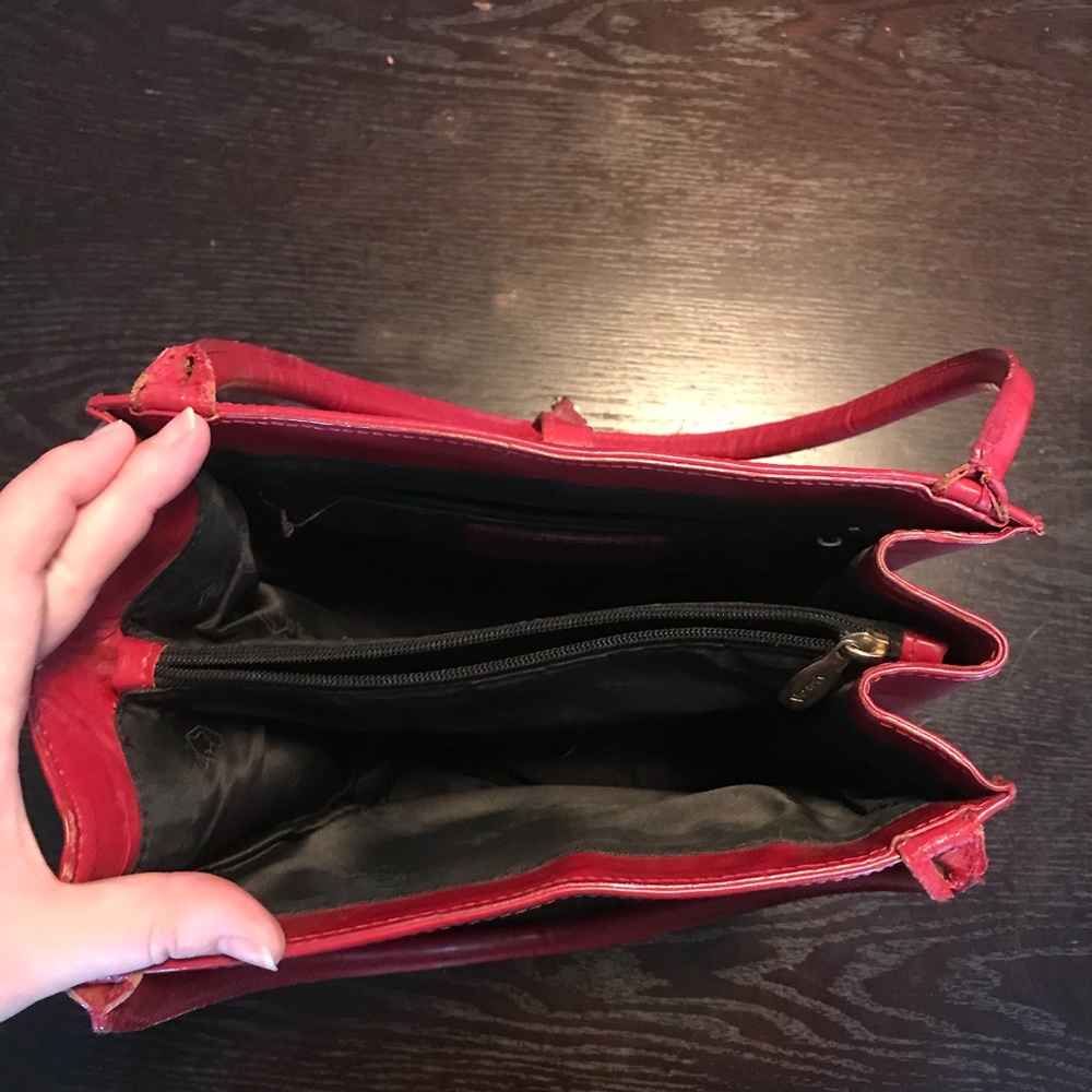 *VINTAGE!* Valentina Red Leather Purse - Picture 6 of 8